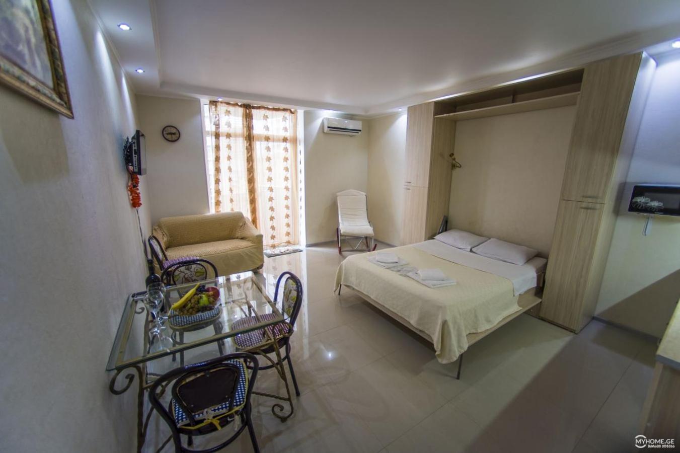 Batumi Royal Apartments Extérieur photo