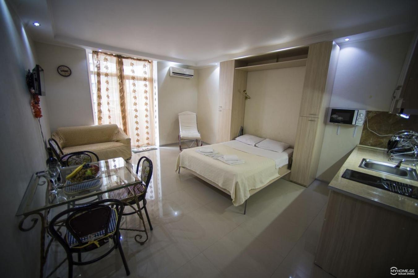 Batumi Royal Apartments Extérieur photo